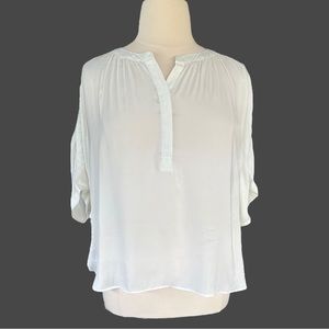 Jennifer Lopez -BatWing- Blouse.  Ivory - Size XL